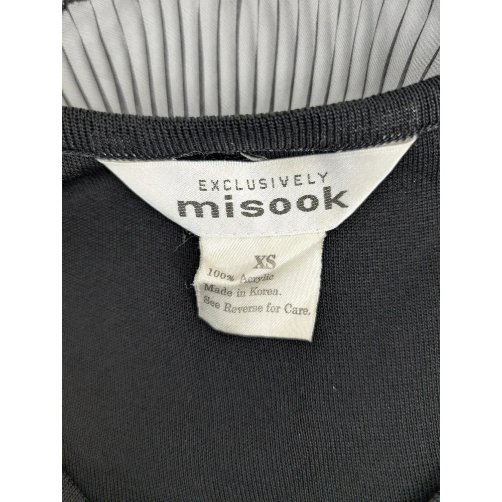 Exclusively Misook Pleated Ruffle Trim Black Faux Wrap Top Goth Grunge XS